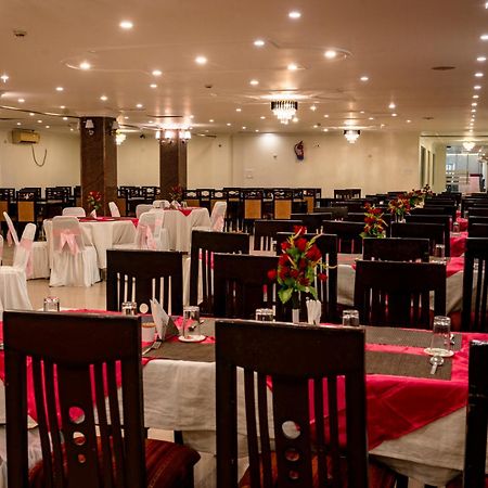 Bodhgaya Regency Hotel Extérieur photo
