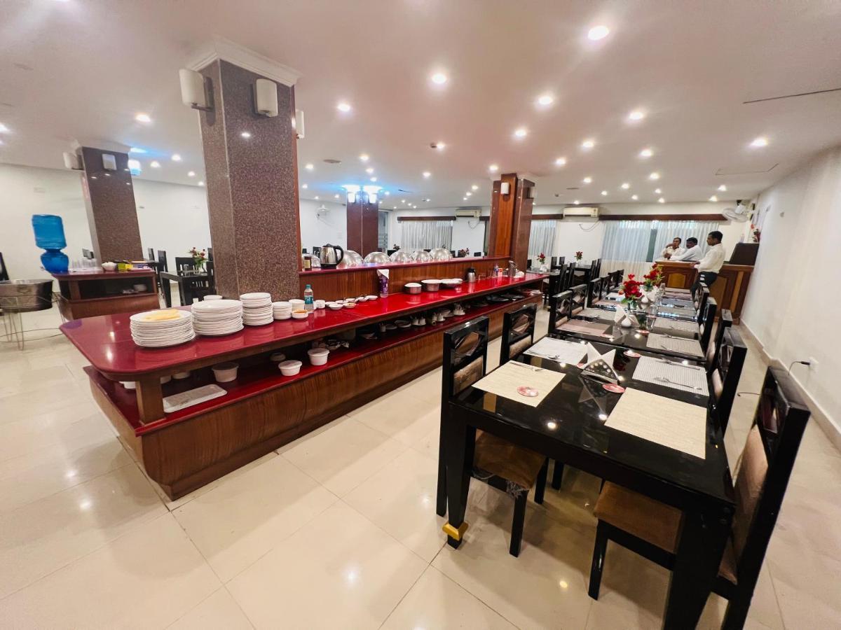 Bodhgaya Regency Hotel Extérieur photo