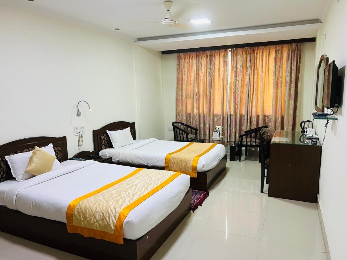 Bodhgaya Regency Hotel Extérieur photo