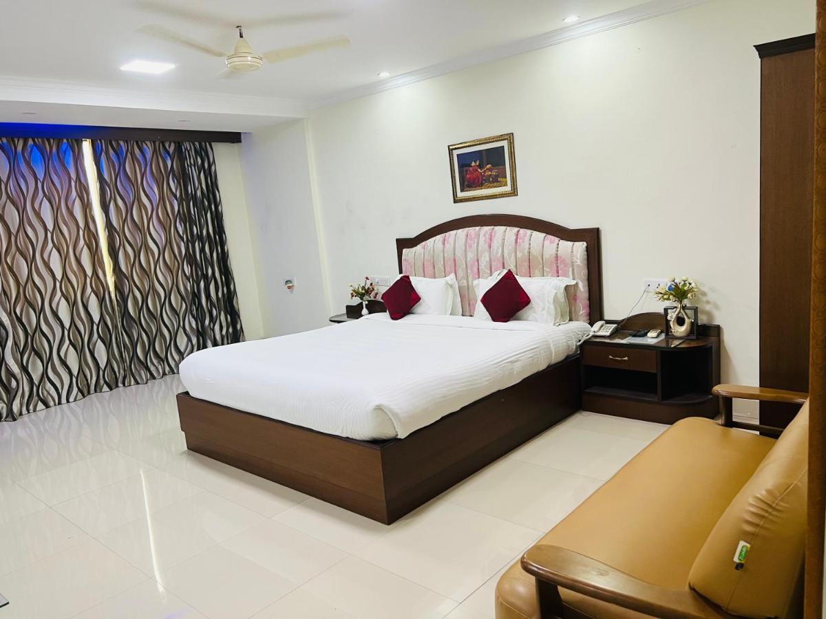 Bodhgaya Regency Hotel Extérieur photo