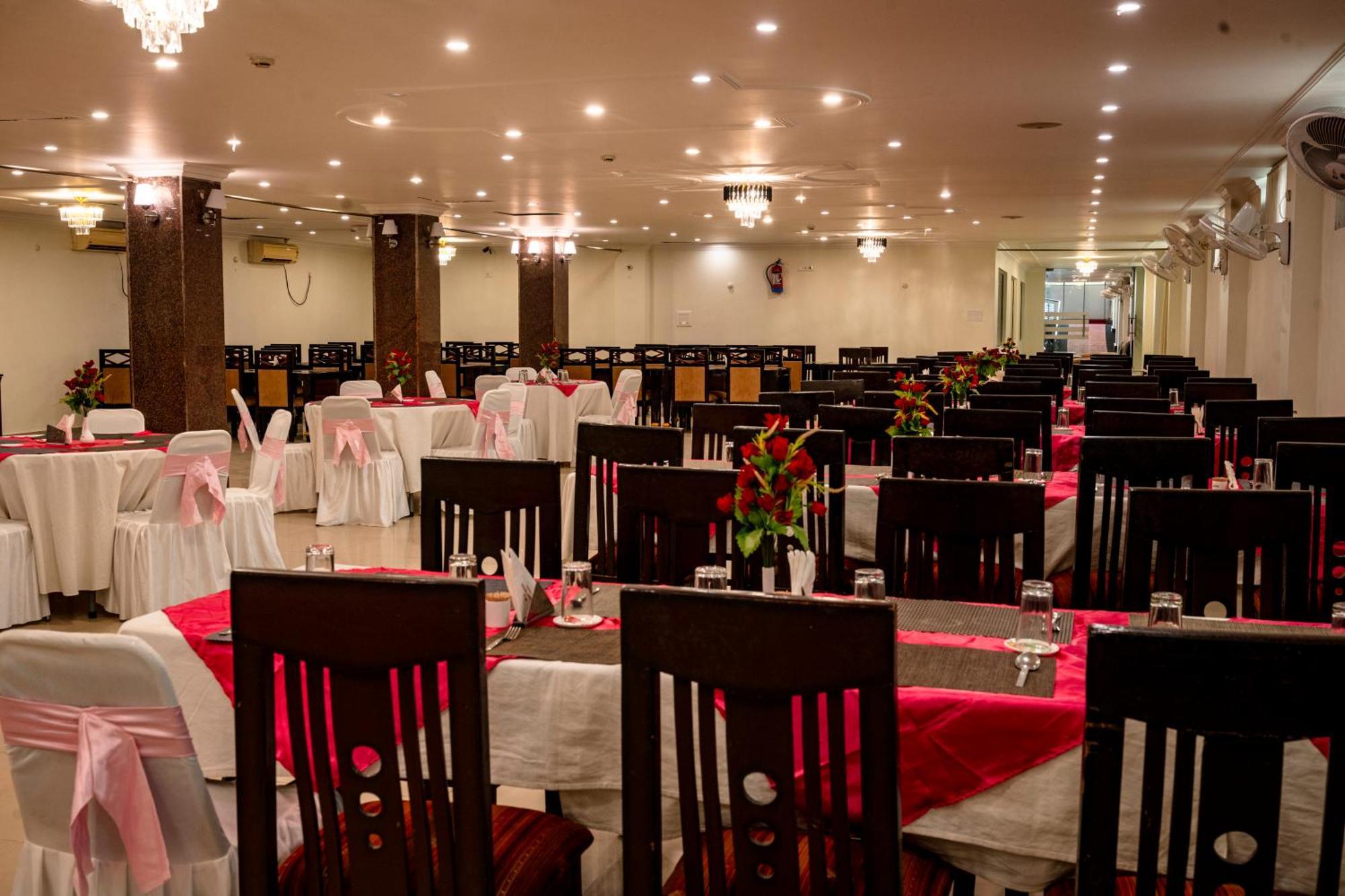 Bodhgaya Regency Hotel Extérieur photo