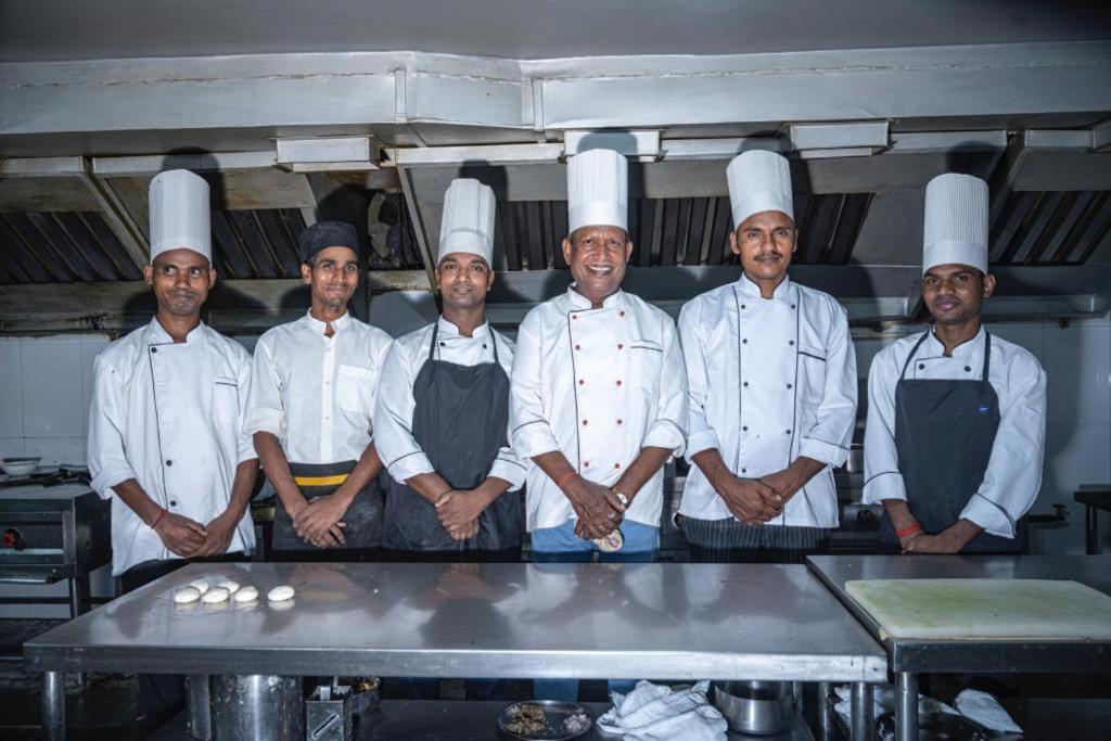 Bodhgaya Regency Hotel Extérieur photo
