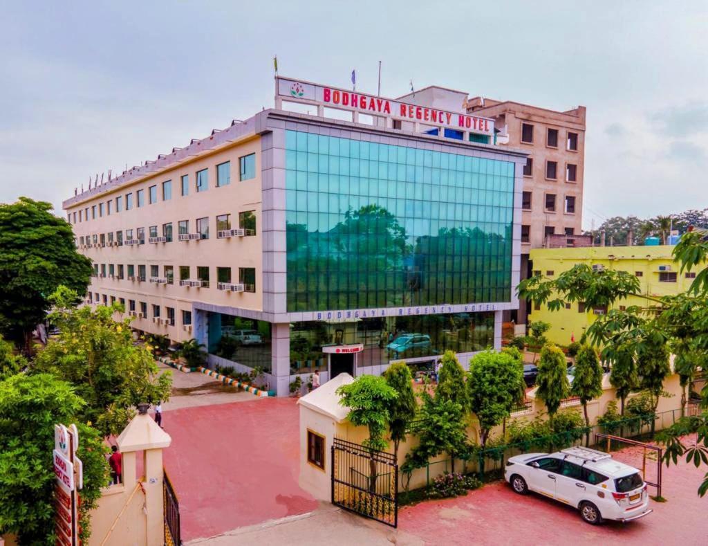 Bodhgaya Regency Hotel Extérieur photo