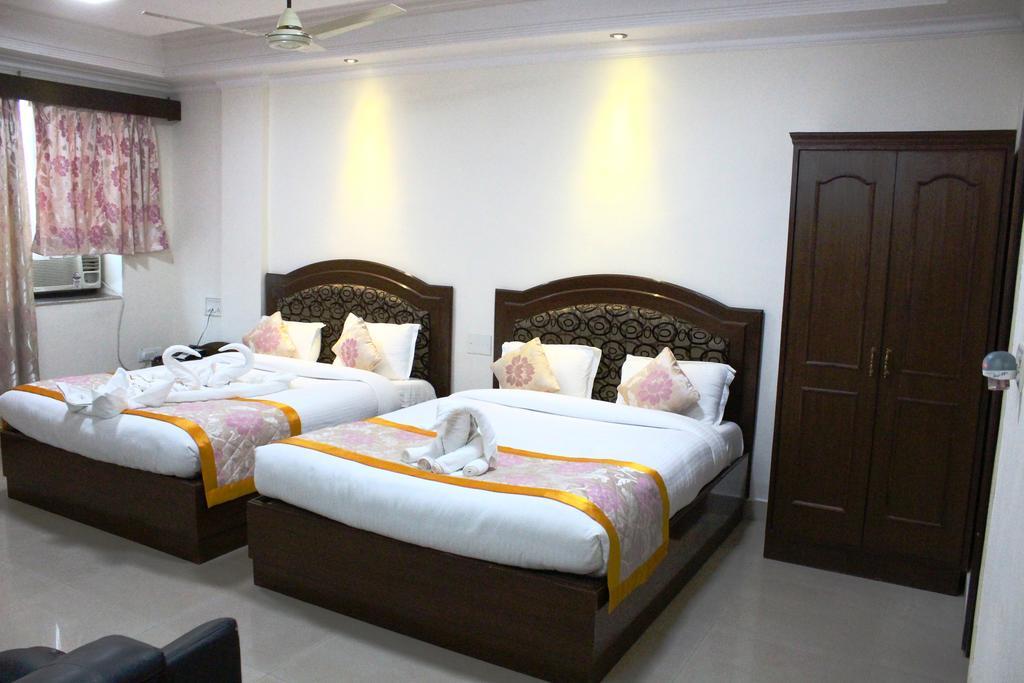 Bodhgaya Regency Hotel Extérieur photo