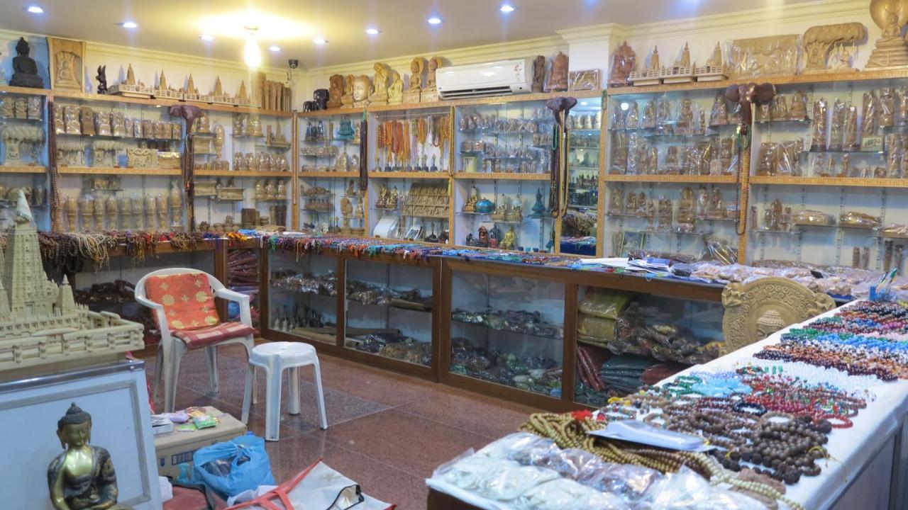 Bodhgaya Regency Hotel Extérieur photo